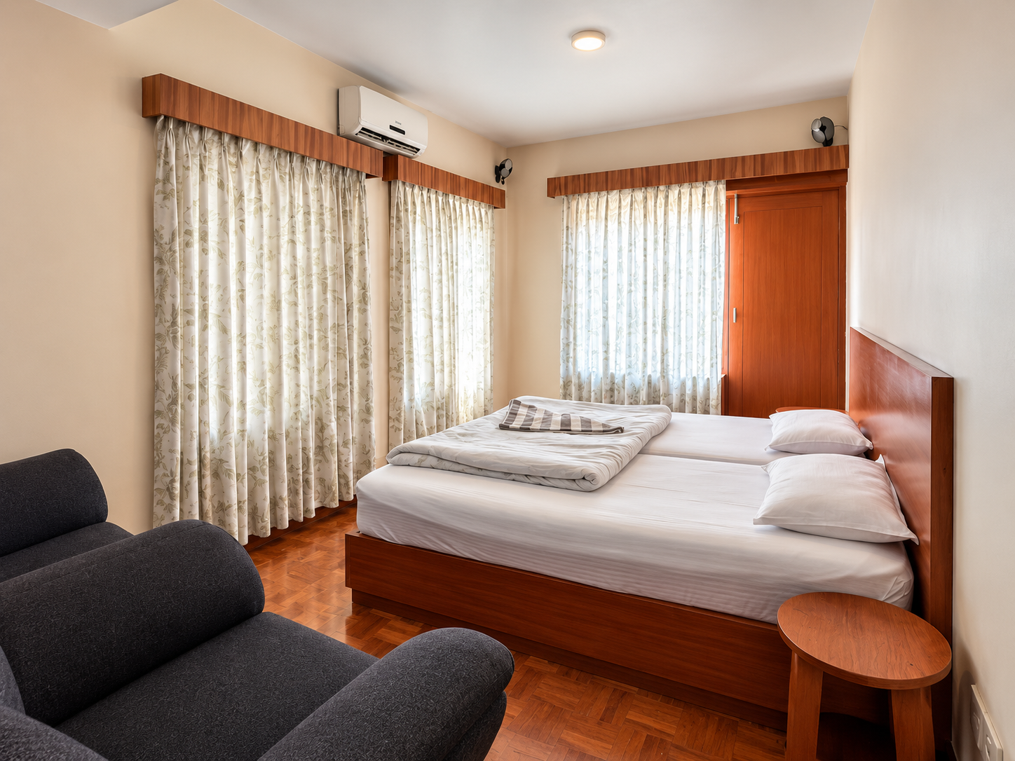 Deluxe Room, photo 2